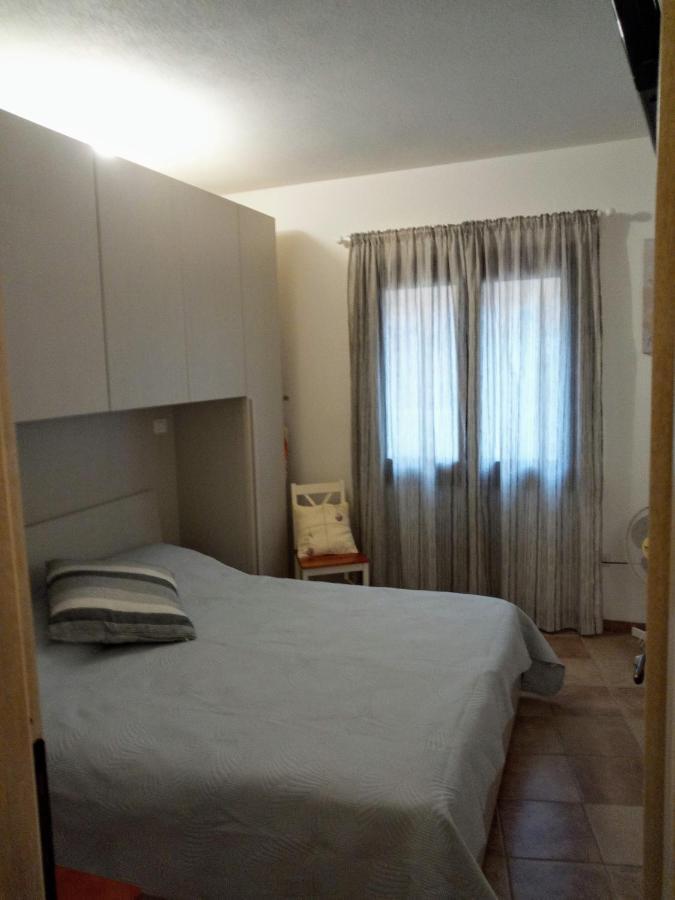 Superbe Appartement Dans Petite Residence . Badesi Ngoại thất bức ảnh